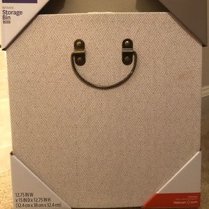 Storage bin with metal handles